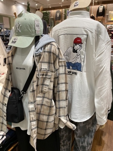 秋物シャツ